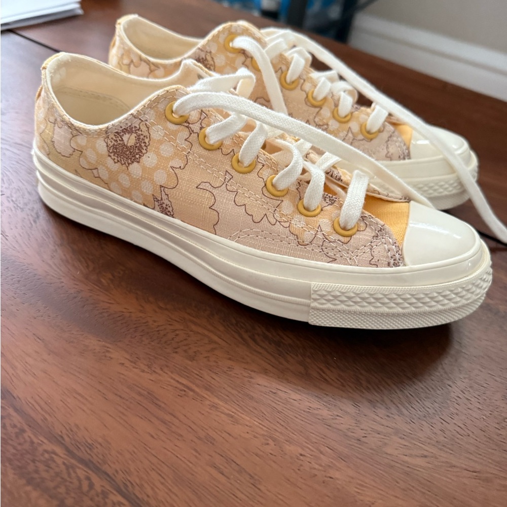 Converse Cream Sneakers with Textured Fabric and White Laces